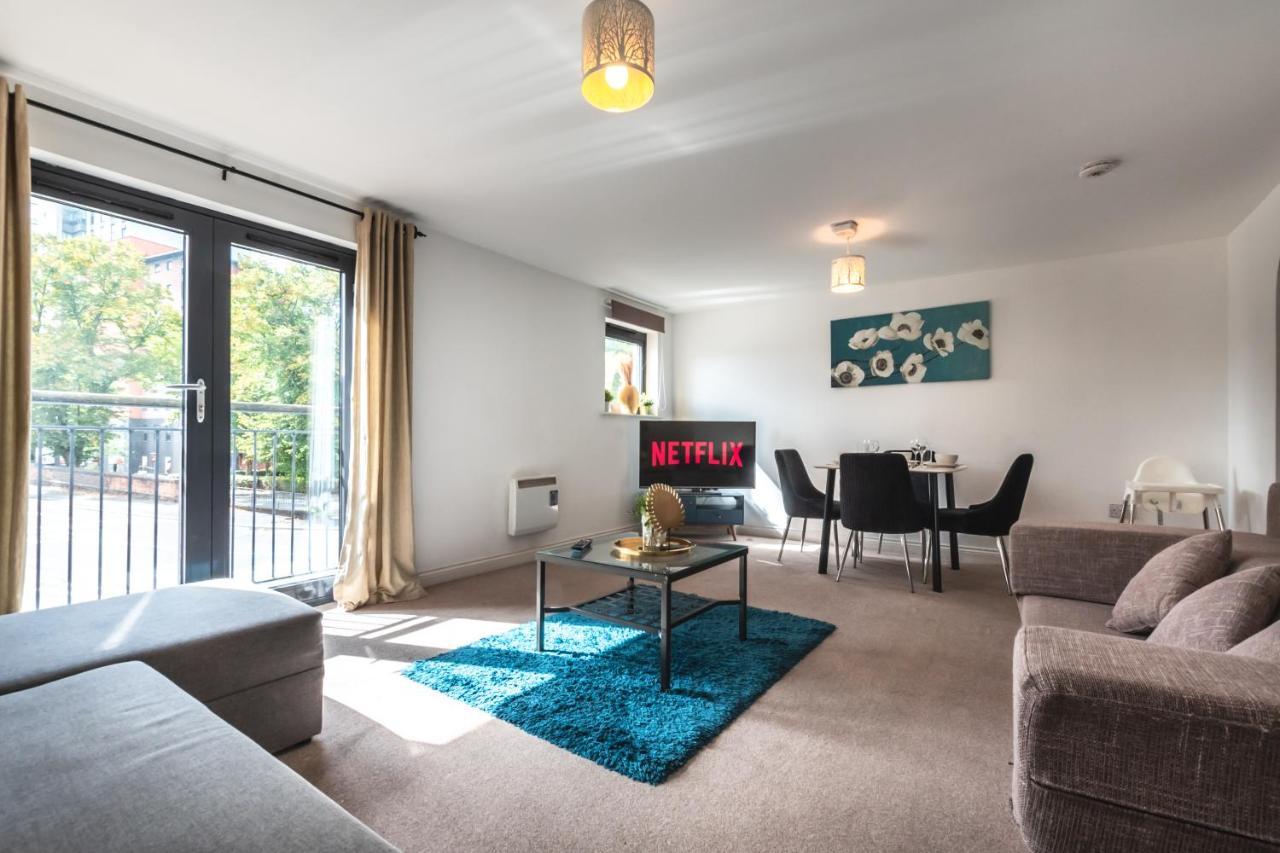 Best Price! Large Spacious 2 Bed Apartment - King Size Or Single Beds, Sofabeds, Smart Tvs, Free Parking Southampton Exteriör bild